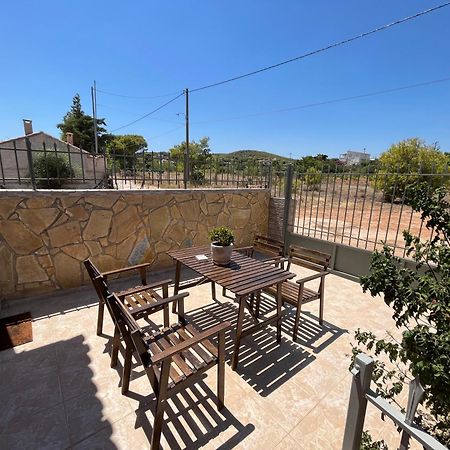 Luxury House 15 Minutes From Ath Villa Spáta Екстериор снимка