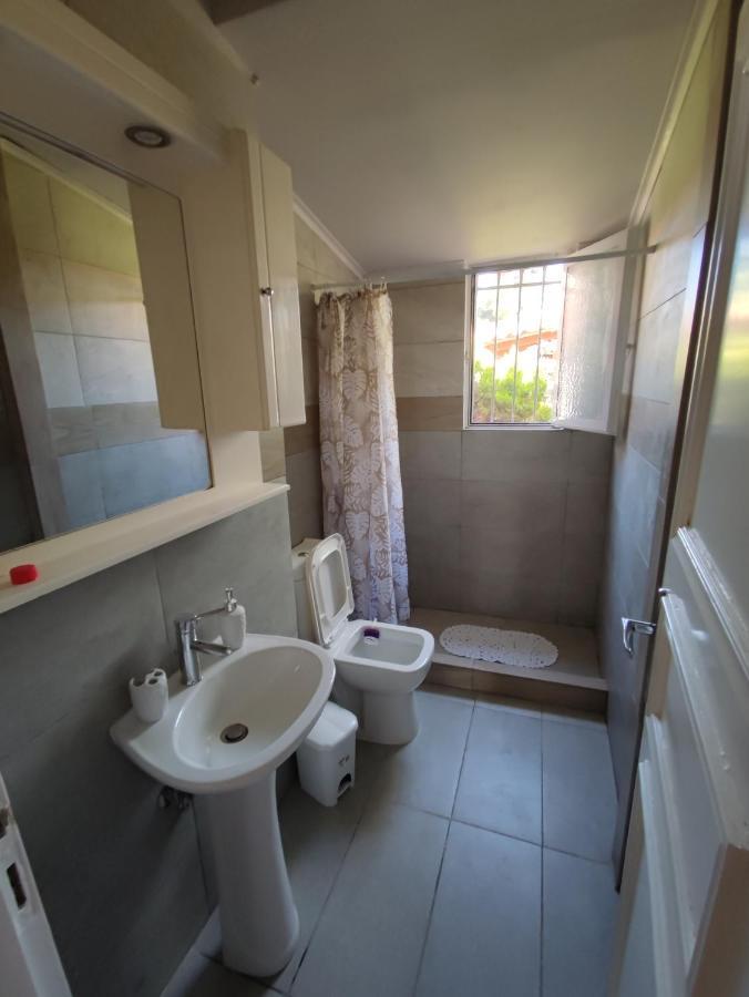 Luxury House 15 Minutes From Ath Villa Spáta Екстериор снимка