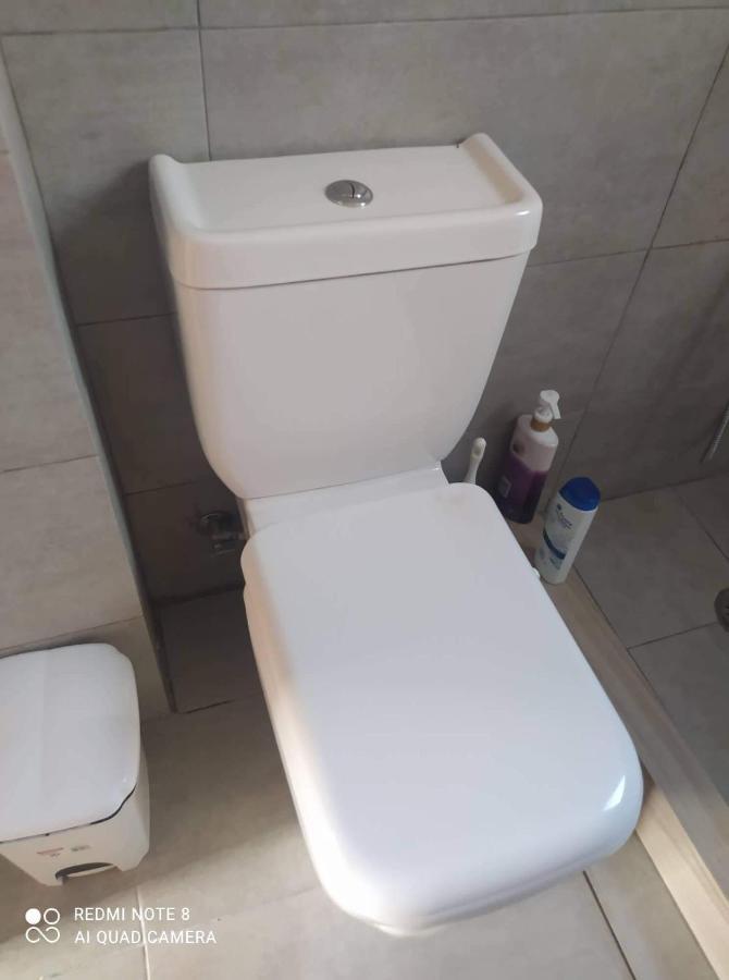 Luxury House 15 Minutes From Ath Villa Spáta Екстериор снимка